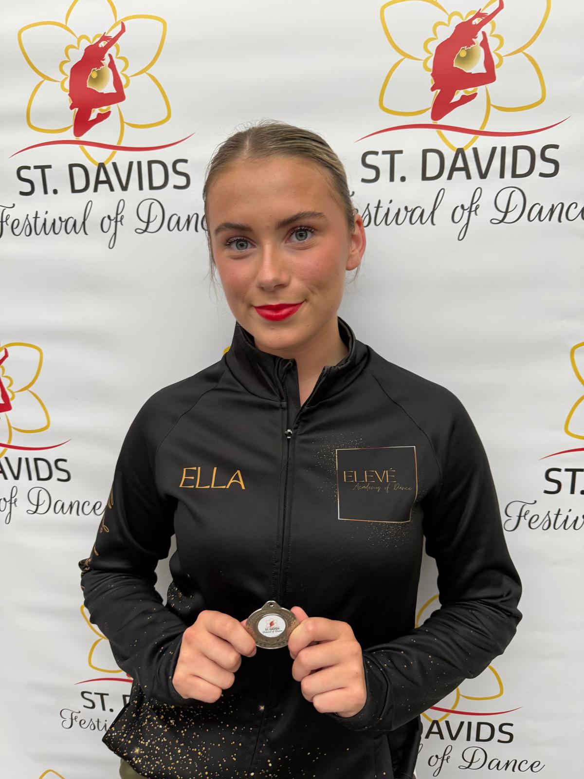 Elevé Academy Gallery